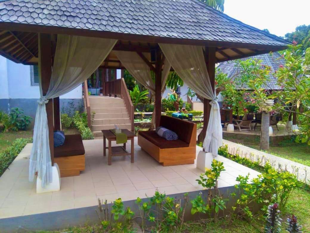 Araminth Guest House And Spa โลวินา ภายนอก รูปภาพ